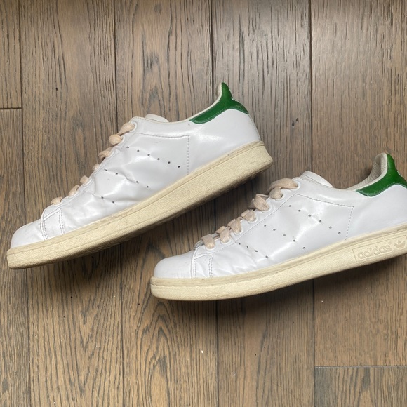 Adidas Stan Smiths - Picture 2 of 3
